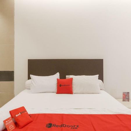 Reddoorz Plus @ Demangan Gejayan Pakualaman Exterior photo